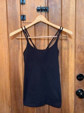 T by Talbots Black Double-Strap Women's Tank Top